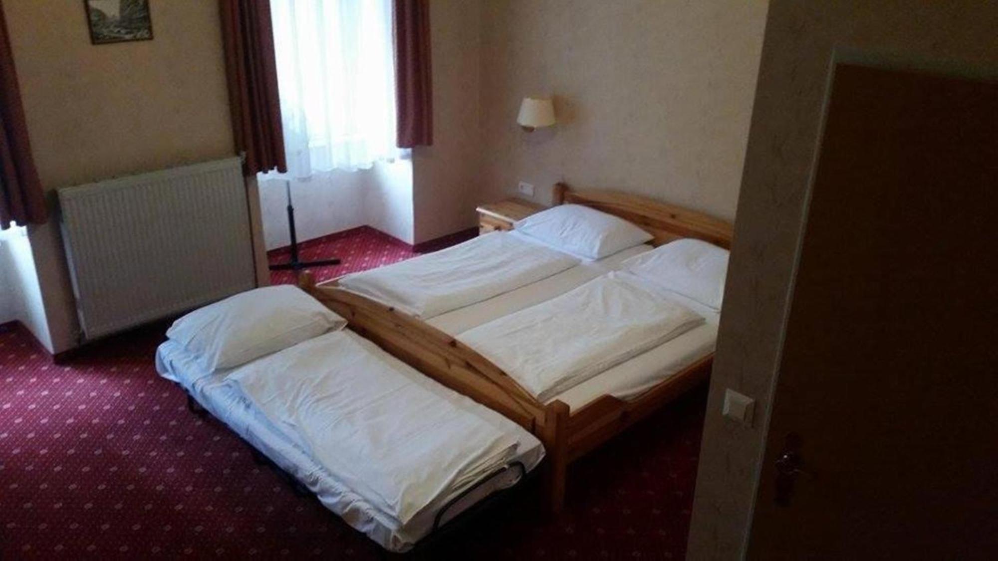 Hotel Pension Walzerstadt Відень Екстер'єр фото